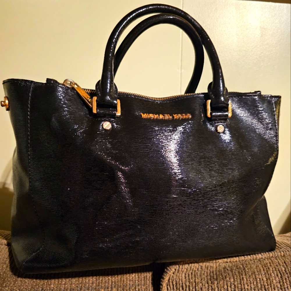 Michael Kors Double Zipper Black Patent Leather Handbag Sachel EUC